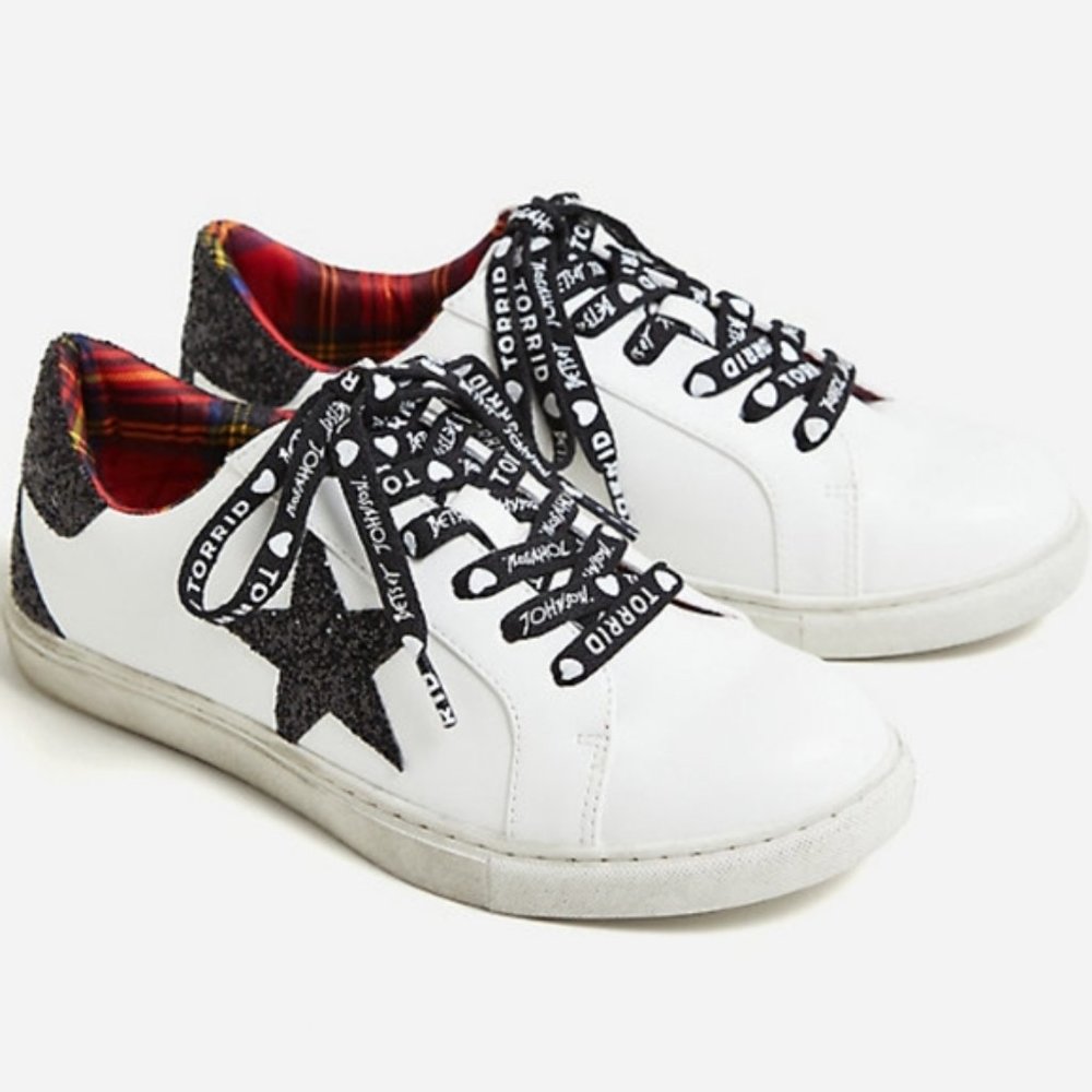 NEW Torrid Betsey Johnson Star Sneakers Size 10W - Picture 1 of 5
